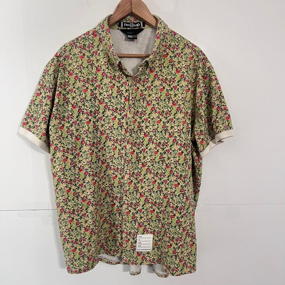 Rocawear Mens Shirt Size XL/2XL Multicolor Floral Short Sleeve Button Up